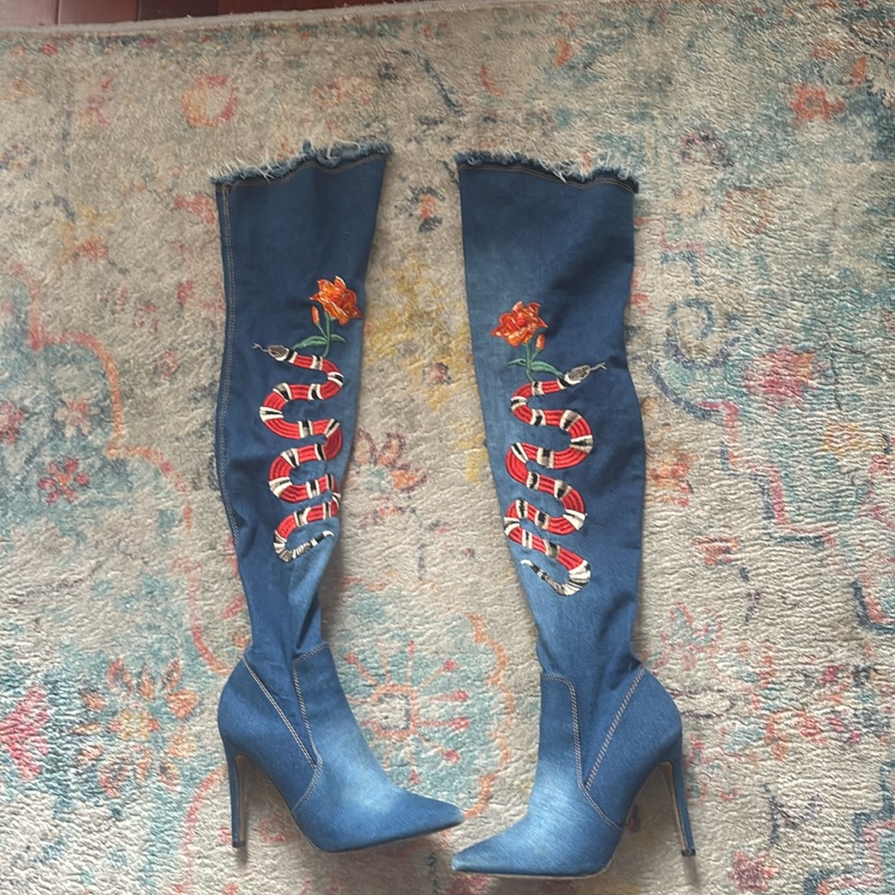 Embroidered Snake and Flower Thigh High Denim Boots
Side Zipper 4” Heel Size 6.5